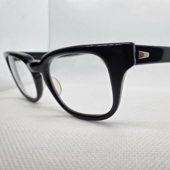 BAUSH & LOMB Vintage 60s Horn Rim Eyeglasses Frame